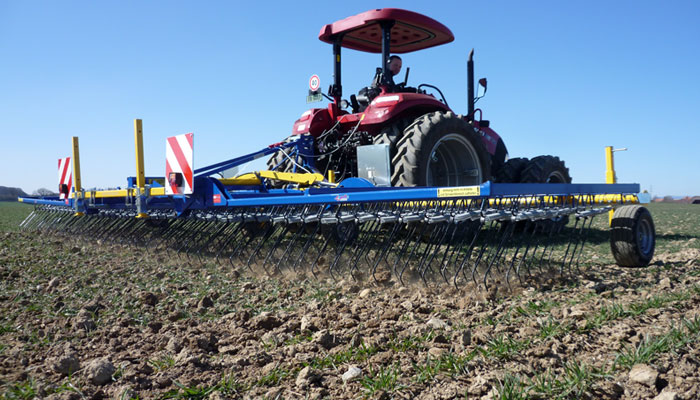 Grada de púas flexibles Treffler